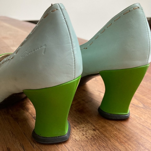 John Fluevog Hi Choice Vanny’s leather lime green & light blue heels NEAR MINT - Picture 6 of 9